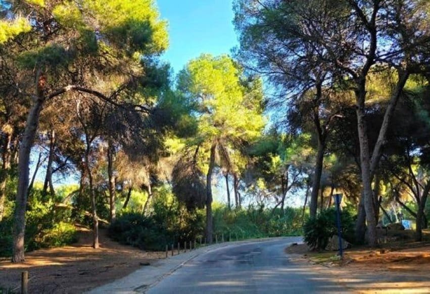 5 sovrum Villa till salu i Campoamor med pool - 739 000 € (Ref: 9847676)
