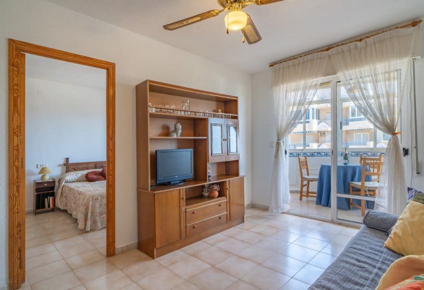 1 bedroom Apartment for sale in Pilar de la Horadada with pool - € 154,900 (Ref: 9861005)
