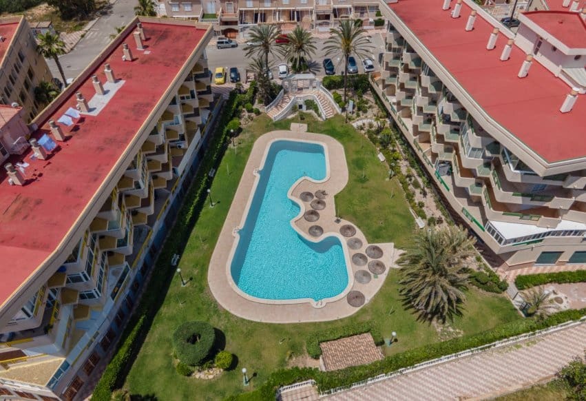 1 bedroom Apartment for sale in Pilar de la Horadada with pool - € 154,900 (Ref: 9861005)