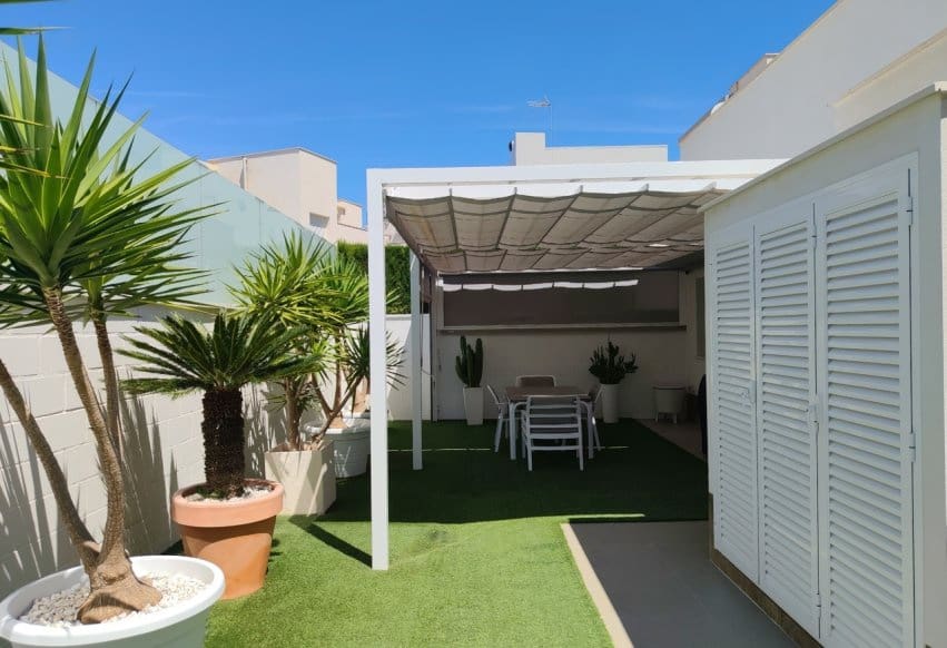 3 chambre Villa/Maison à vendre à San Miguel de Salinas avec piscine - 429 000 € (Ref: 9872410)