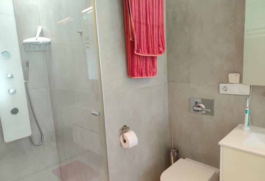 3 chambre Villa/Maison à vendre à San Miguel de Salinas avec piscine - 429 000 € (Ref: 9872410)