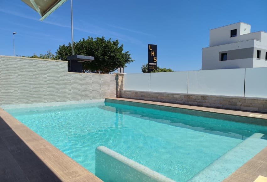 3 chambre Villa/Maison à vendre à San Miguel de Salinas avec piscine - 429 000 € (Ref: 9872410)