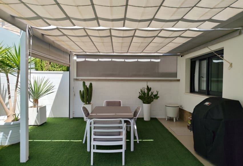 3 chambre Villa/Maison à vendre à San Miguel de Salinas avec piscine - 429 000 € (Ref: 9872410)