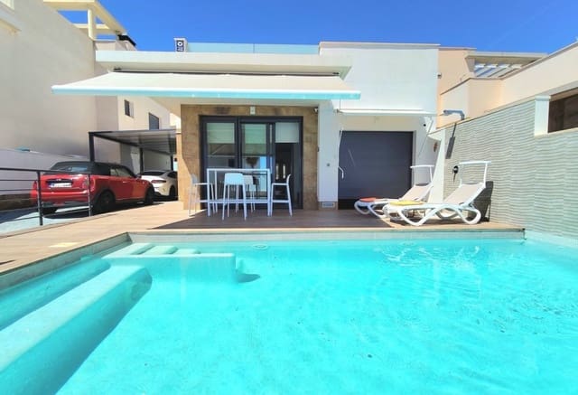 3 makuuhuone Huvila myytävänä paikassa San Miguel de Salinas mukana uima-altaan - 399 000 € (Ref: 9872410)