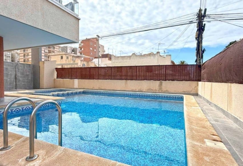 2 camera da letto Appartamento in vendita in Torrevieja con piscina - 149.000 € (Rif: 9872412)