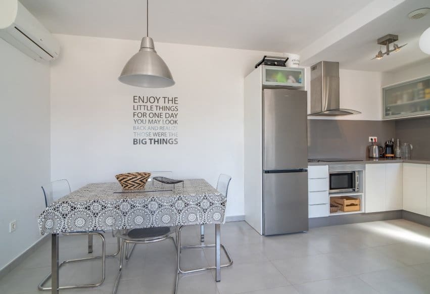 2 Zimmer Bungalow zu verkaufen in Pilar de la Horadada mit Pool - 290.000 € (Ref: 9872799)