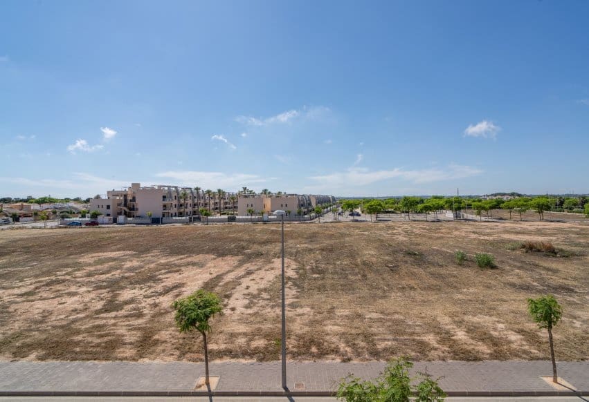 2 Zimmer Bungalow zu verkaufen in Pilar de la Horadada mit Pool - 290.000 € (Ref: 9872799)
