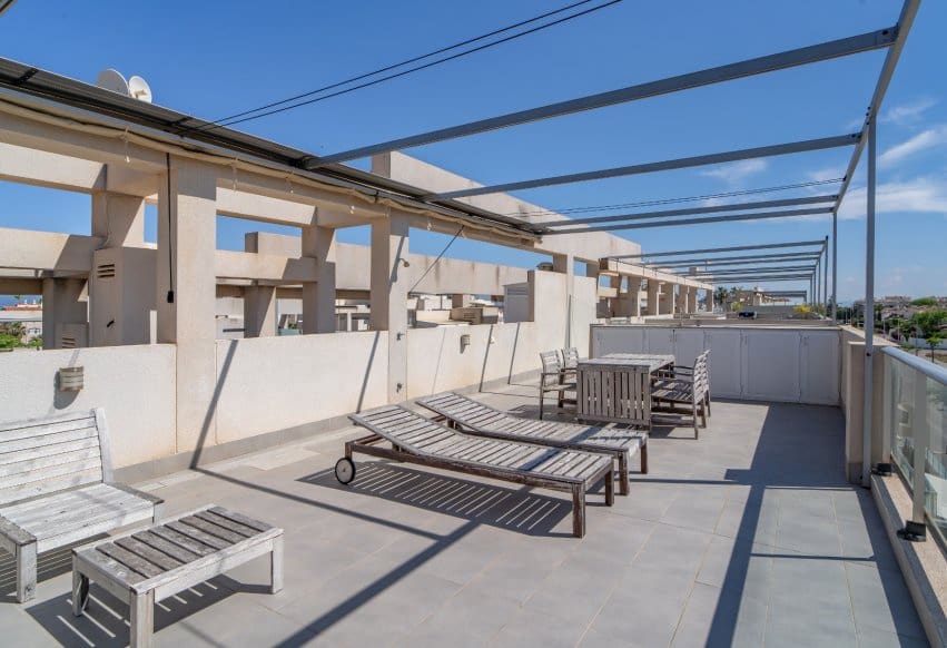 2 Zimmer Bungalow zu verkaufen in Pilar de la Horadada mit Pool - 290.000 € (Ref: 9872799)
