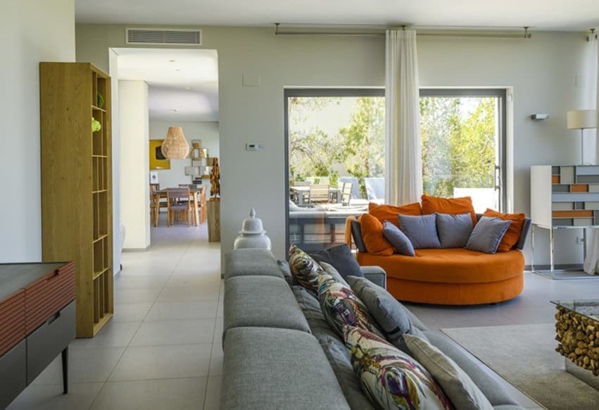 Chalet de 3 habitaciones en Orihuela Costa en venta con piscina - 1.200.000 € (Ref: 9877130)