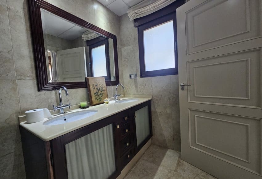 Chalet de 5 habitaciones en La Manga Club en venta con piscina - 2.300.000 € (Ref: 9877131)