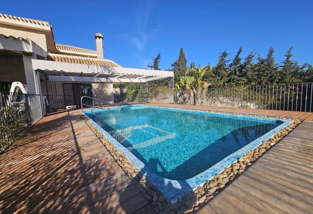 Chalet de 5 habitaciones en La Manga Club, Cartagena en venta con piscina - 2.300.000 € (Ref: 9877131)