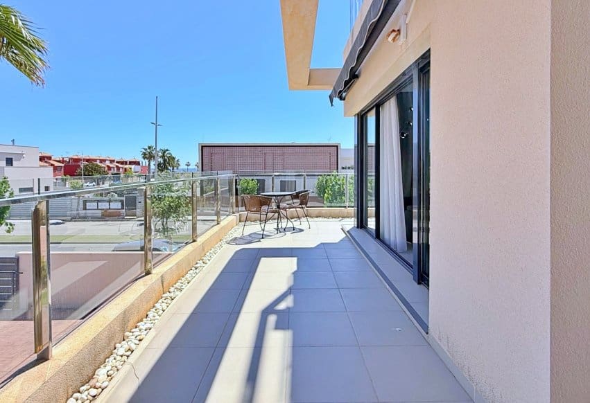 3 slaapkamer Penthouse te koop in Torre de la Horadada - € 365.000 (Ref: 9877448)
