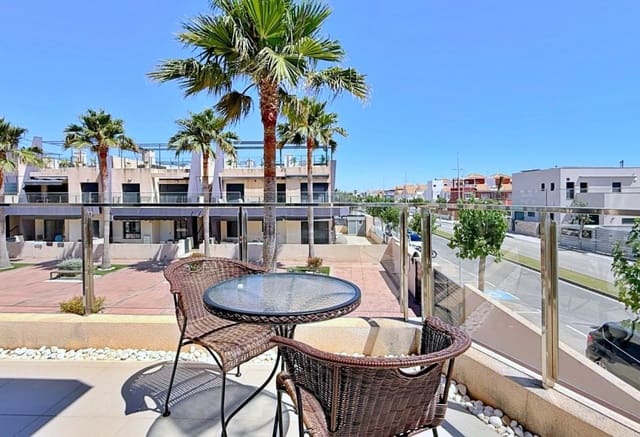 3 makuuhuone Kattohuoneisto myytävänä paikassa Torre de la Horadada, Pilar de la Horadada - 365 000 € (Ref: 9877448)