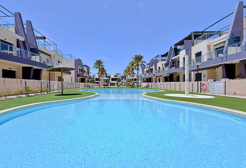 3 bedroom Penthouse for sale in Torre de la Horadada - € 365,000 (Ref: 9877448)