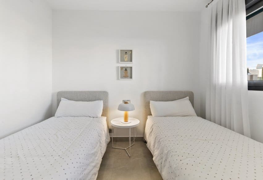 Apartamento de 2 habitaciones en Orihuela Costa en venta con piscina - 310.000 € (Ref: 9877449)