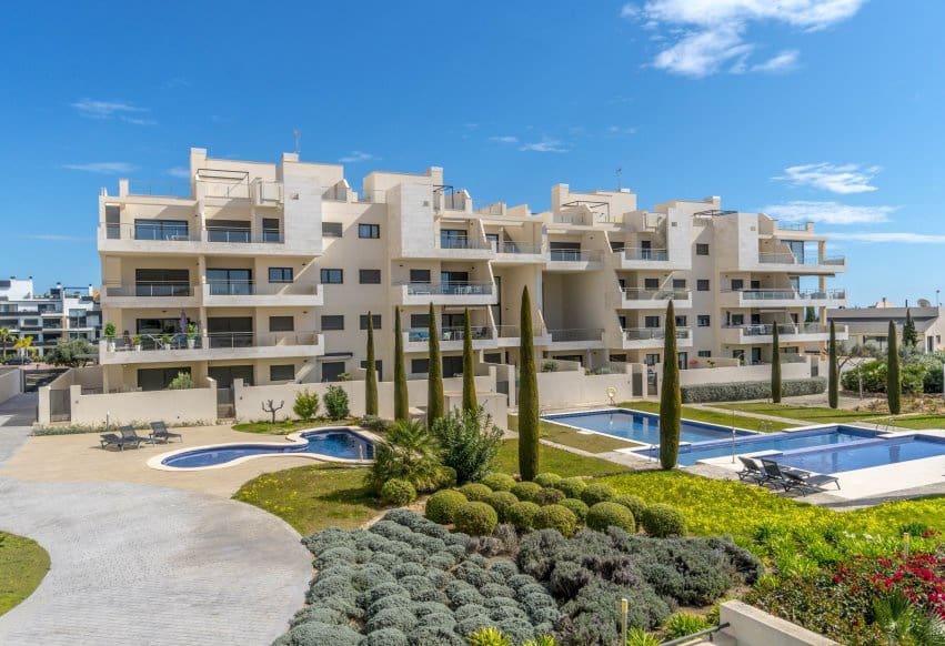 Apartamento de 2 habitaciones en Orihuela Costa en venta con piscina - 310.000 € (Ref: 9877449)