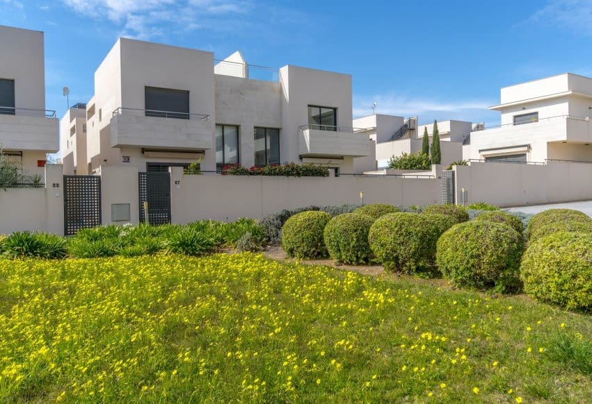 Apartamento de 2 habitaciones en Orihuela Costa en venta con piscina - 310.000 € (Ref: 9877449)