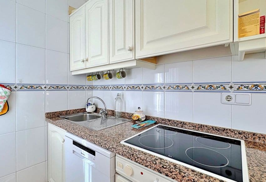 2 bedroom Bungalow for sale in La Zenia with pool - € 212,900 (Ref: 9877562)