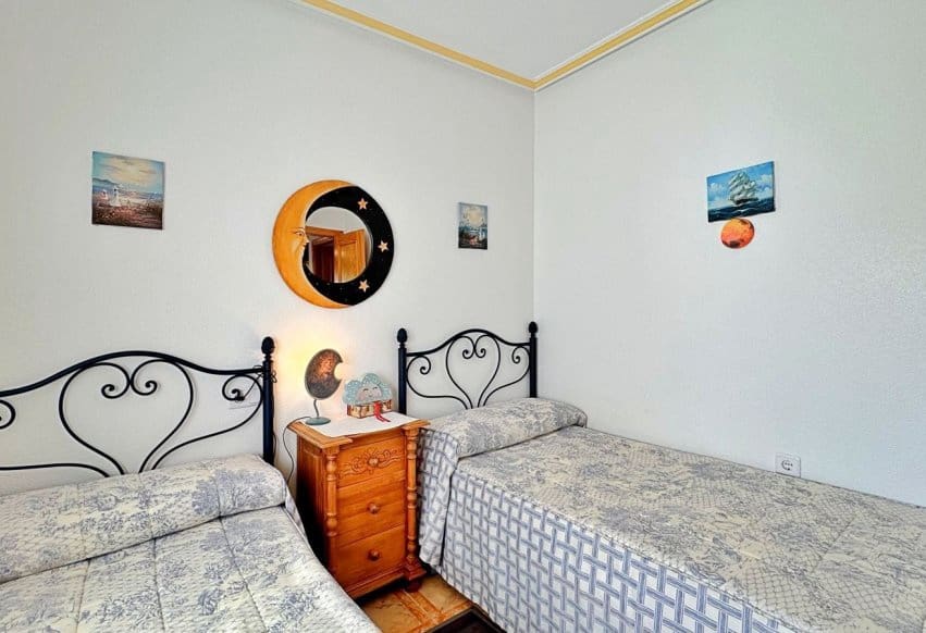 2 bedroom Bungalow for sale in La Zenia with pool - € 212,900 (Ref: 9877562)