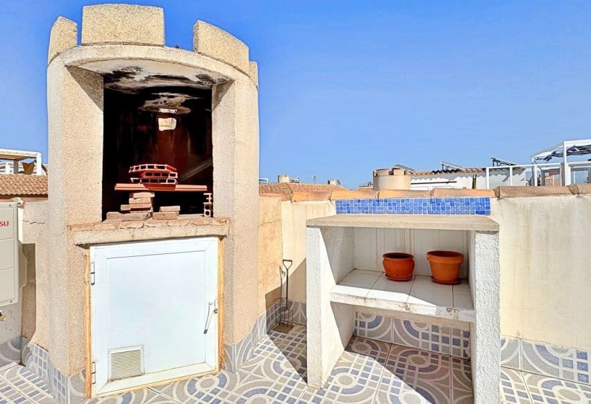 2 bedroom Bungalow for sale in La Zenia with pool - € 212,900 (Ref: 9877562)
