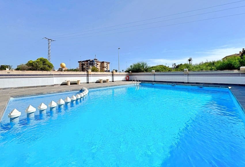 2 bedroom Bungalow for sale in La Zenia with pool - € 212,900 (Ref: 9877562)