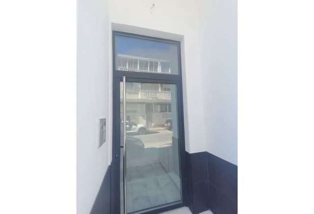 1 soverom Leilighet til salgs i Avenida Habaneras - Curva de Palangre, Torrevieja med svømmebasseng - € 219 000 (Ref: 9883590)