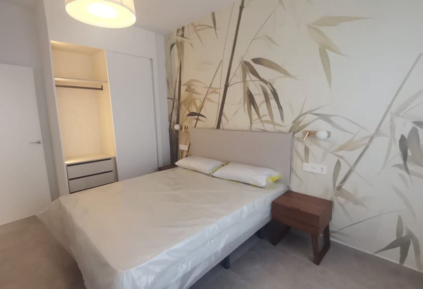 1 soverom Leilighet til salgs i Torrevieja med svømmebasseng - € 219 000 (Ref: 9883590)