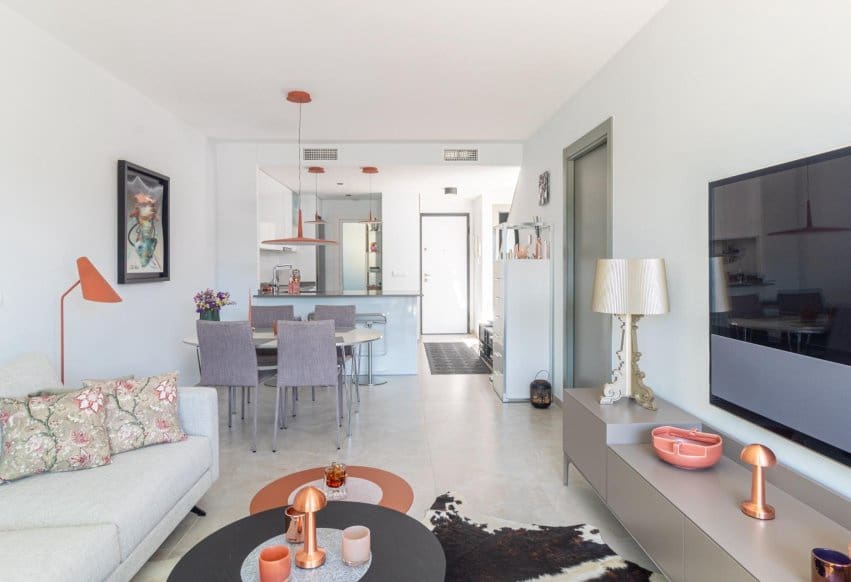 2 makuuhuone Kattohuoneisto myytävänä paikassa Playa Flamenca mukana uima-altaan - 499 900 € (Ref: 9888473)