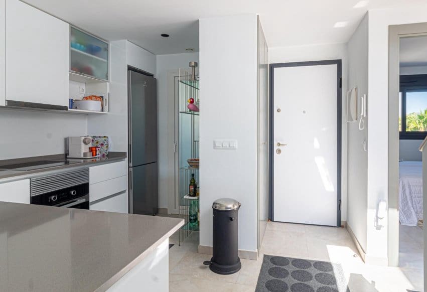 2 makuuhuone Kattohuoneisto myytävänä paikassa Playa Flamenca mukana uima-altaan - 499 900 € (Ref: 9888473)