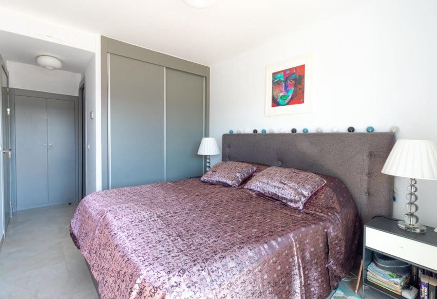 2 makuuhuone Kattohuoneisto myytävänä paikassa Playa Flamenca mukana uima-altaan - 499 900 € (Ref: 9888473)