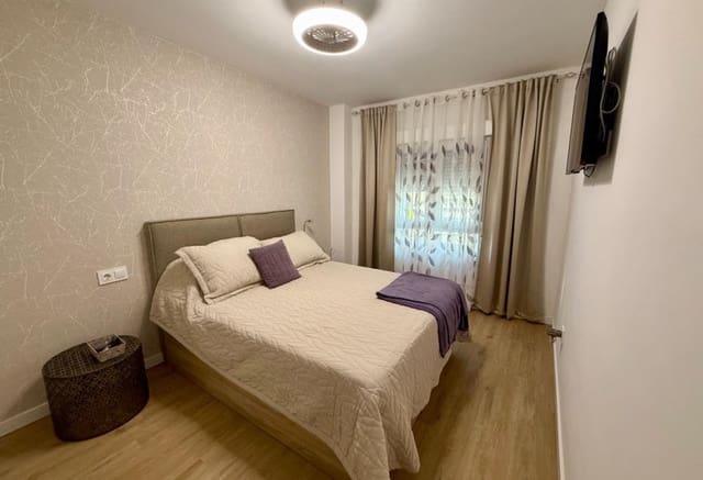 3 Zimmer Apartment zu verkaufen in Puerto Deportivo, Torrevieja - 188.000 € (Ref: 9888476)