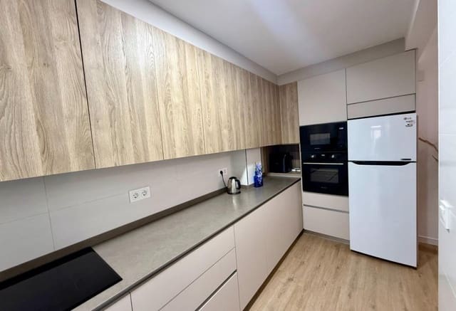 3 Zimmer Apartment zu verkaufen in Puerto Deportivo, Torrevieja - 188.000 € (Ref: 9888476)