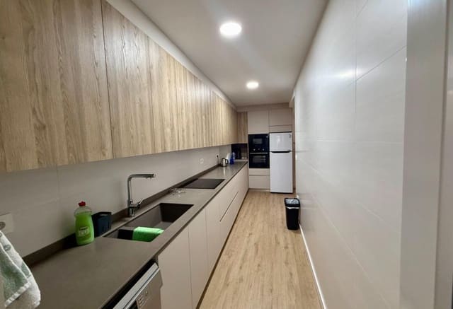 3 Zimmer Apartment zu verkaufen in Puerto Deportivo, Torrevieja - 188.000 € (Ref: 9888476)