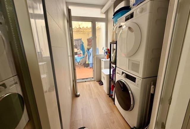 3 Zimmer Apartment zu verkaufen in Puerto Deportivo, Torrevieja - 188.000 € (Ref: 9888476)