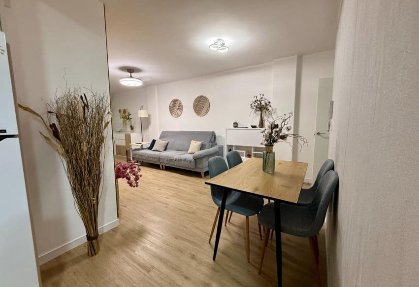 3 Zimmer Apartment zu verkaufen in Torrevieja - 188.000 € (Ref: 9888476)
