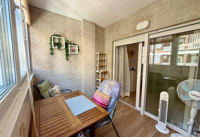 3 Zimmer Apartment zu verkaufen in Torrevieja - 188.000 € (Ref: 9888476)