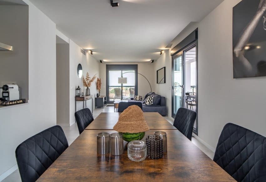 Apartamento de 3 habitaciones en Pilar de la Horadada en venta con piscina garaje - 589.000 € (Ref: 9892972)