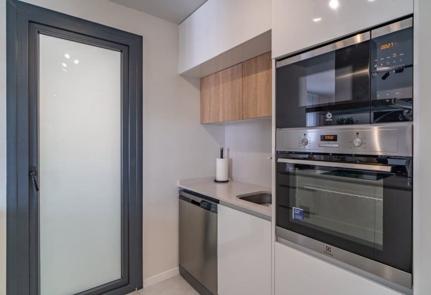 Apartamento de 3 habitaciones en Pilar de la Horadada en venta con piscina garaje - 589.000 € (Ref: 9892972)