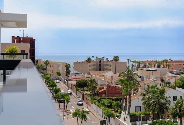 Apartamento de 3 habitaciones en Mil Palmeras, Pilar de la Horadada en venta con piscina garaje - 589.000 € (Ref: 9892972)