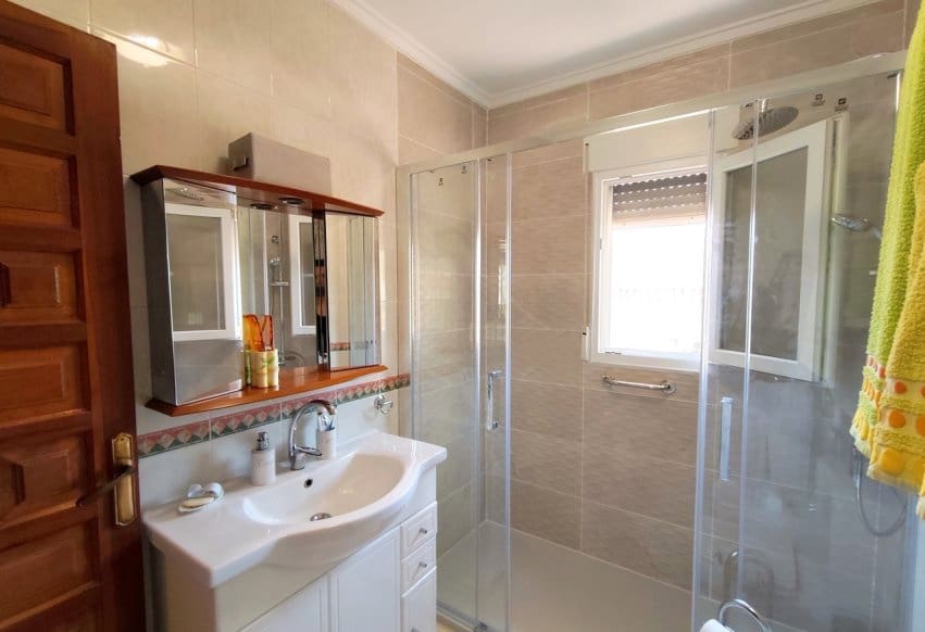 3 soveværelse Villa til salg i Ciudad Quesada med swimmingpool - € 550.000 (Ref: 9895372)
