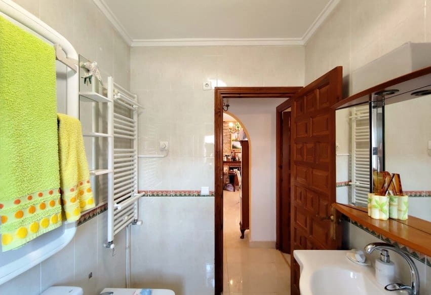 3 soveværelse Villa til salg i Ciudad Quesada med swimmingpool - € 550.000 (Ref: 9895372)