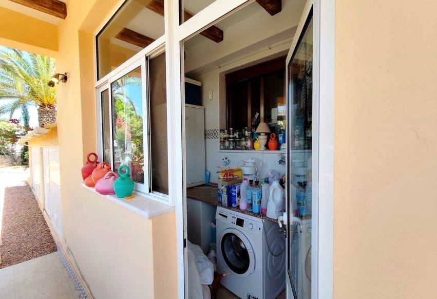 3 soveværelse Villa til salg i Ciudad Quesada med swimmingpool - € 550.000 (Ref: 9895372)