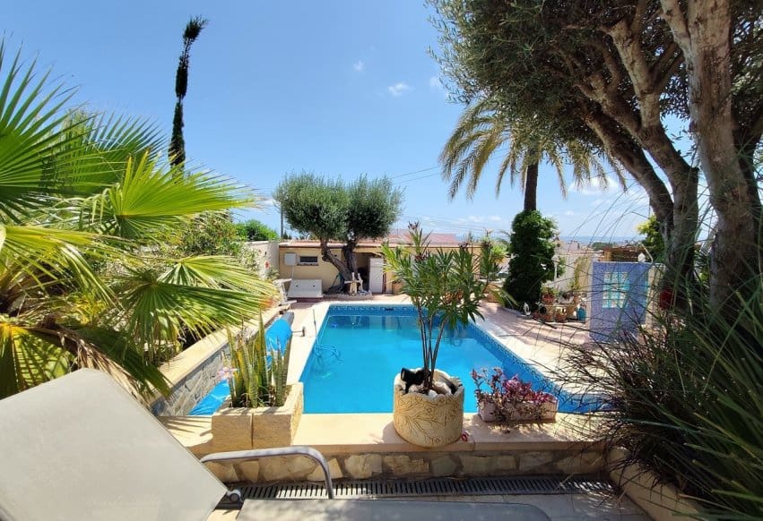 3 soveværelse Villa til salg i Ciudad Quesada med swimmingpool - € 550.000 (Ref: 9895372)
