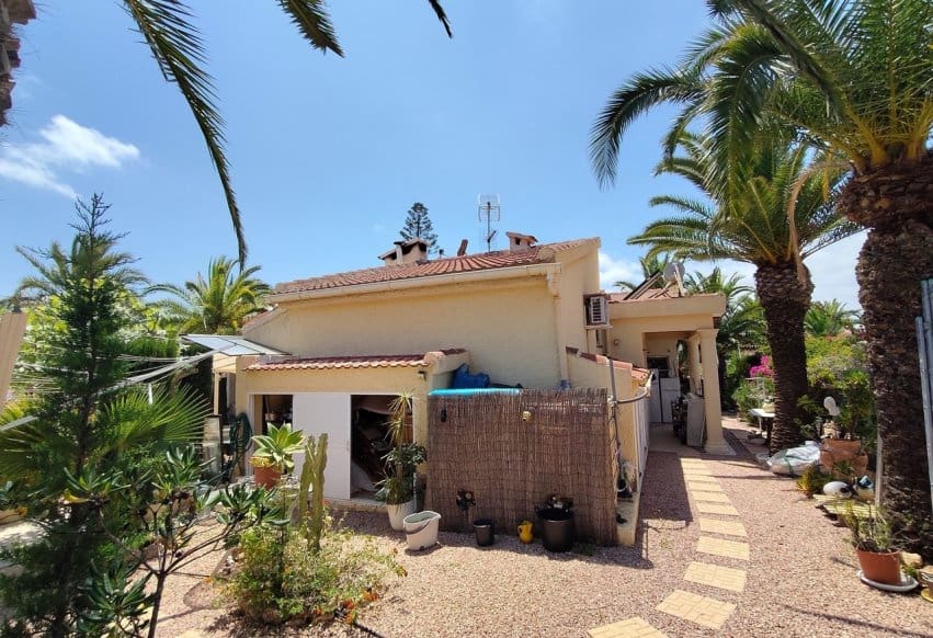 3 soveværelse Villa til salg i Ciudad Quesada med swimmingpool - € 550.000 (Ref: 9895372)