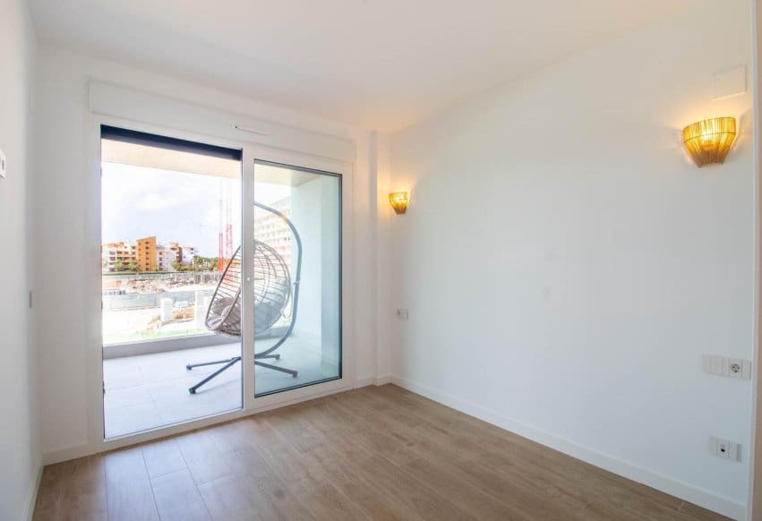 2 sovrum Lägenhet till salu i Punta Prima med pool - 370 000 € (Ref: 9896954)