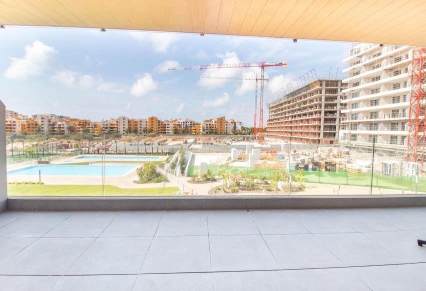 2 sovrum Lägenhet till salu i Punta Prima med pool - 370 000 € (Ref: 9896954)