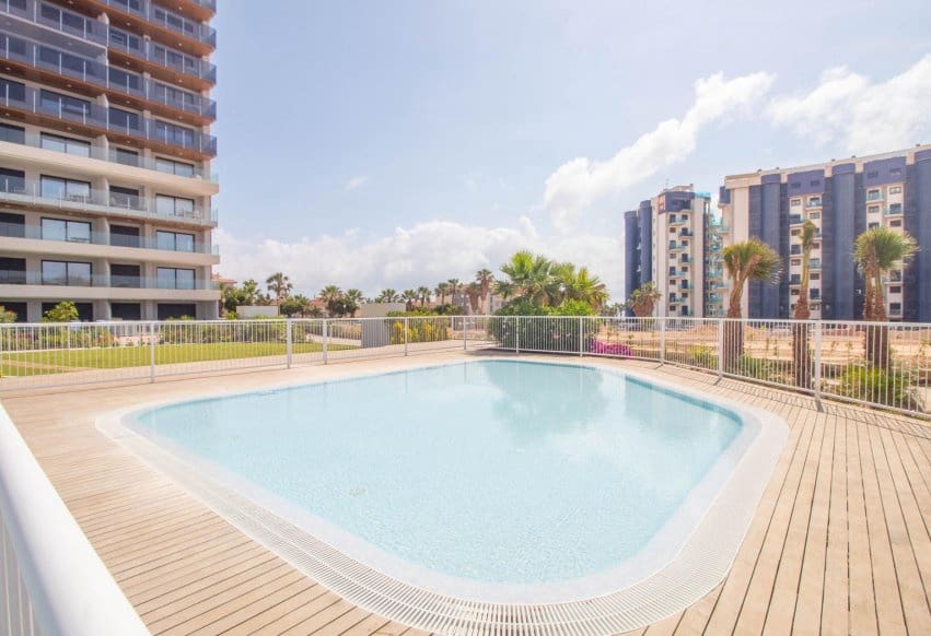 2 sovrum Lägenhet till salu i Punta Prima med pool - 370 000 € (Ref: 9896954)