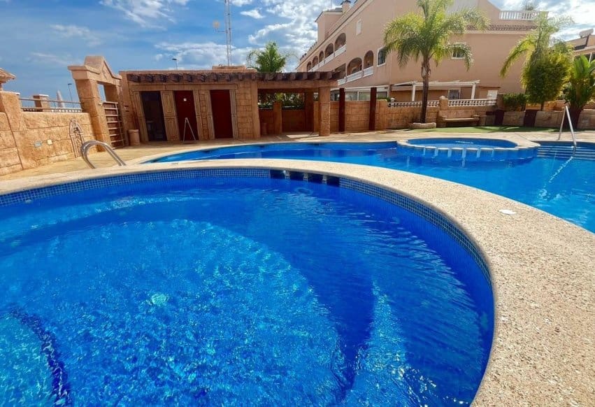 3 soveværelse Lejlighed til salg i Los Dolses med swimmingpool - € 395.000 (Ref: 9897410)