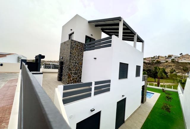 4 soveværelse Villa til salg i Ciudad Quesada, Rojales - € 834.000 (Ref: 9902249)