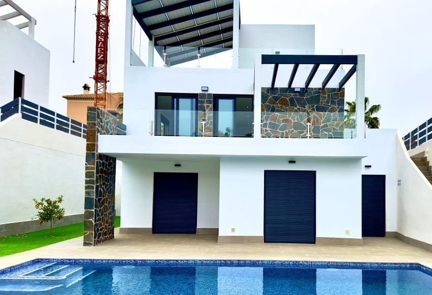 4 soveværelse Villa til salg i Ciudad Quesada - € 834.000 (Ref: 9902249)